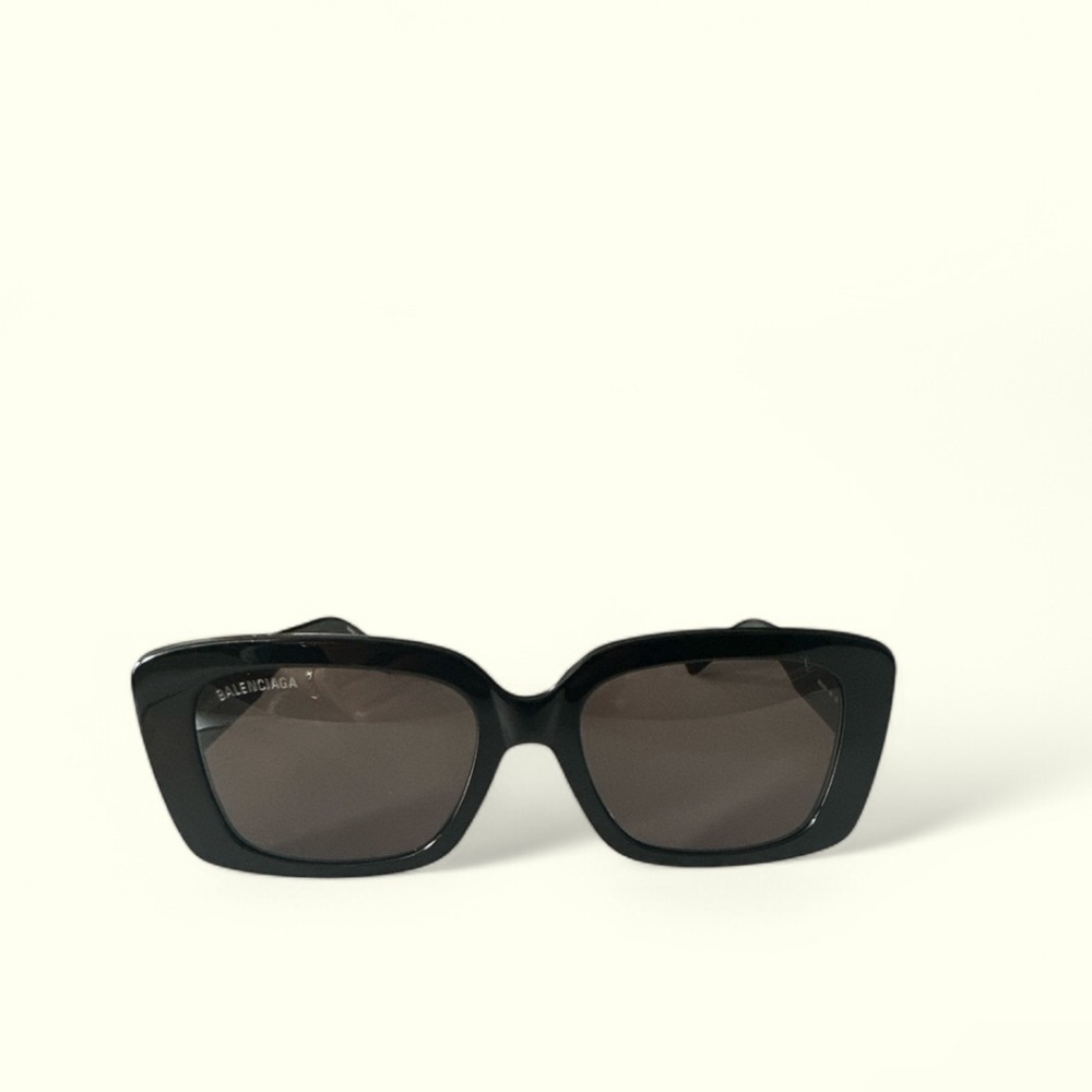 Balenciaga Black Sunglasses - Picture 2 of 6